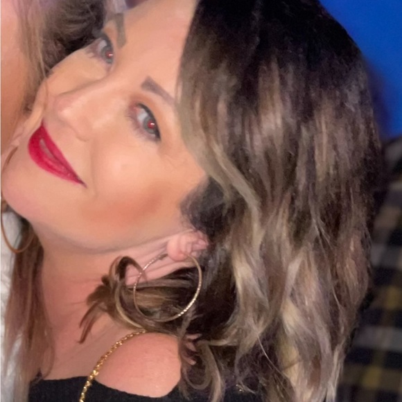 Meet your Posher, Colby - Picture 3 of 5